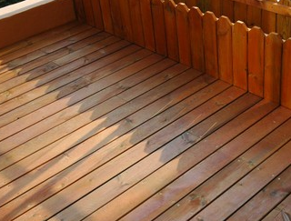 了解一下防腐木地板的优点和缺点